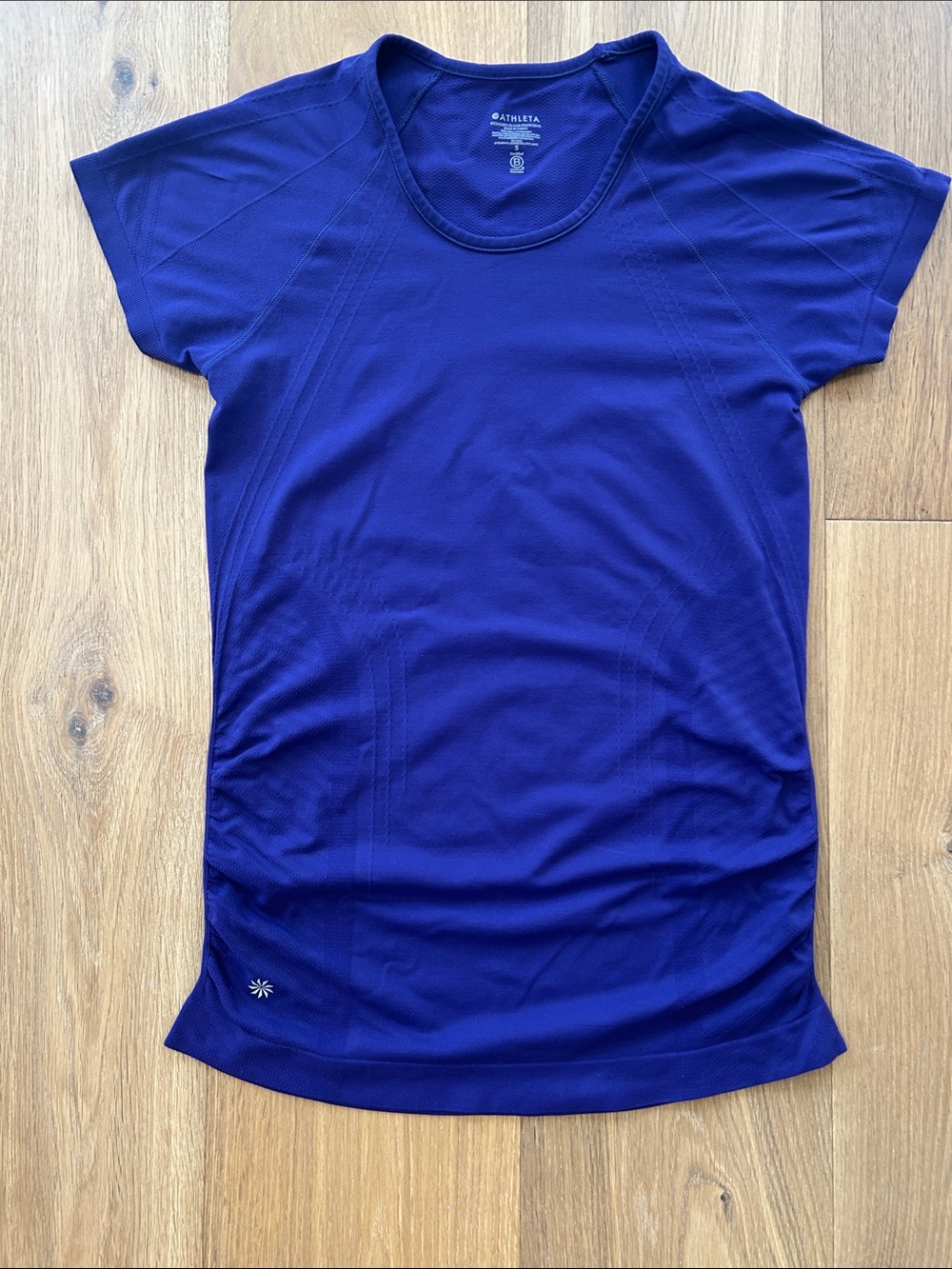 Athleta Momentum Tee Purple Size S Like New